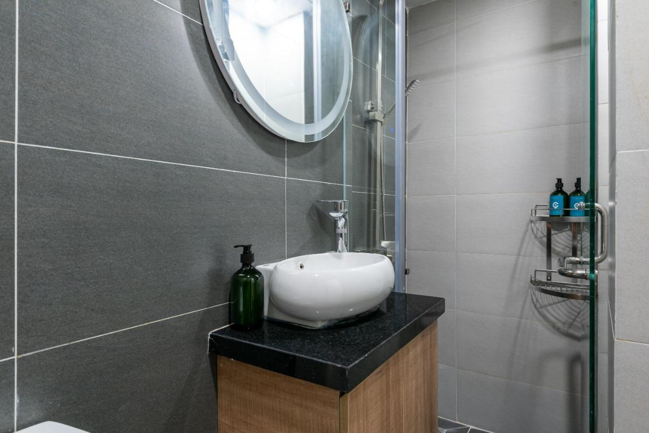 Cozrum Homes - Oriental House Cidade de Ho Chi Minh Exterior foto